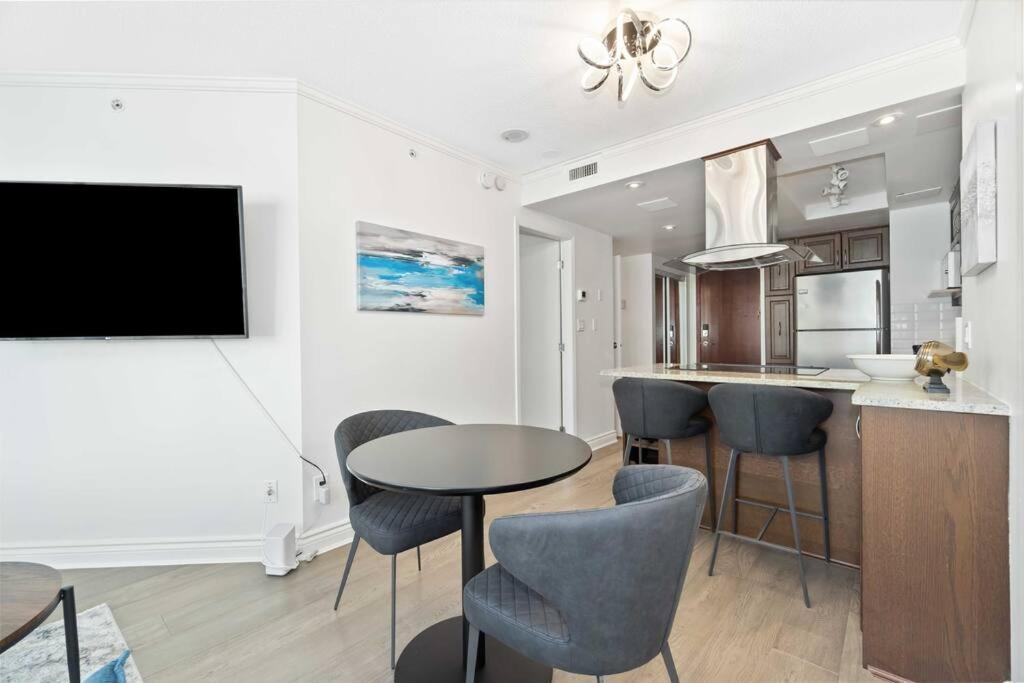 2Br Condo With Breathtaking View In Downtown! Free Parking - 6 Sleep Βανκούβερ Εξωτερικό φωτογραφία