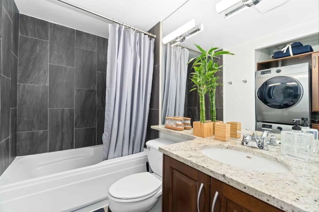 2Br Condo With Breathtaking View In Downtown! Free Parking - 6 Sleep Βανκούβερ Εξωτερικό φωτογραφία