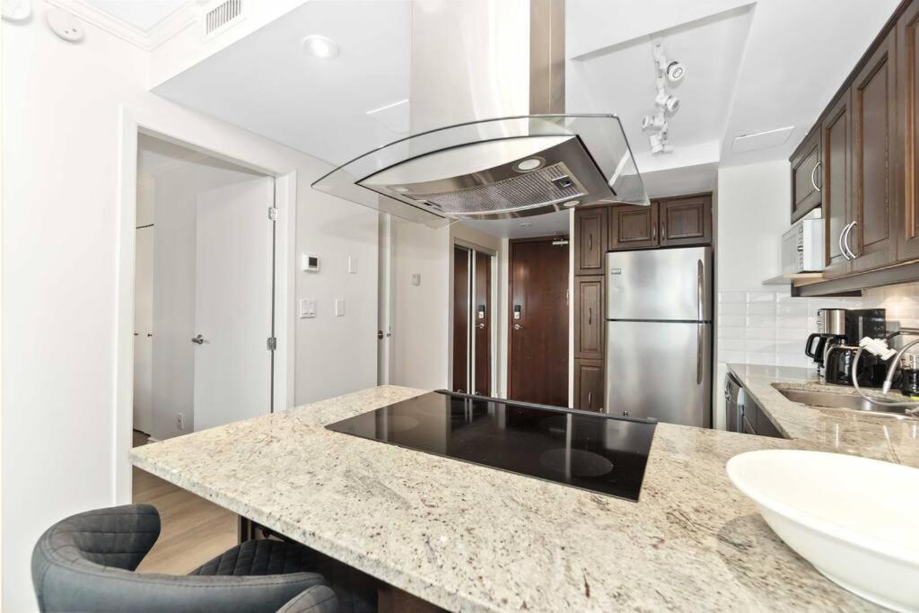 2Br Condo With Breathtaking View In Downtown! Free Parking - 6 Sleep Βανκούβερ Εξωτερικό φωτογραφία