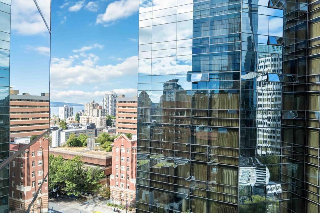 2Br Condo With Breathtaking View In Downtown! Free Parking - 6 Sleep Βανκούβερ Εξωτερικό φωτογραφία